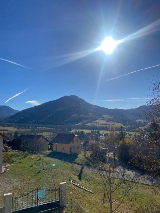Appartement Au Coeur De Seyne Екстер'єр фото
